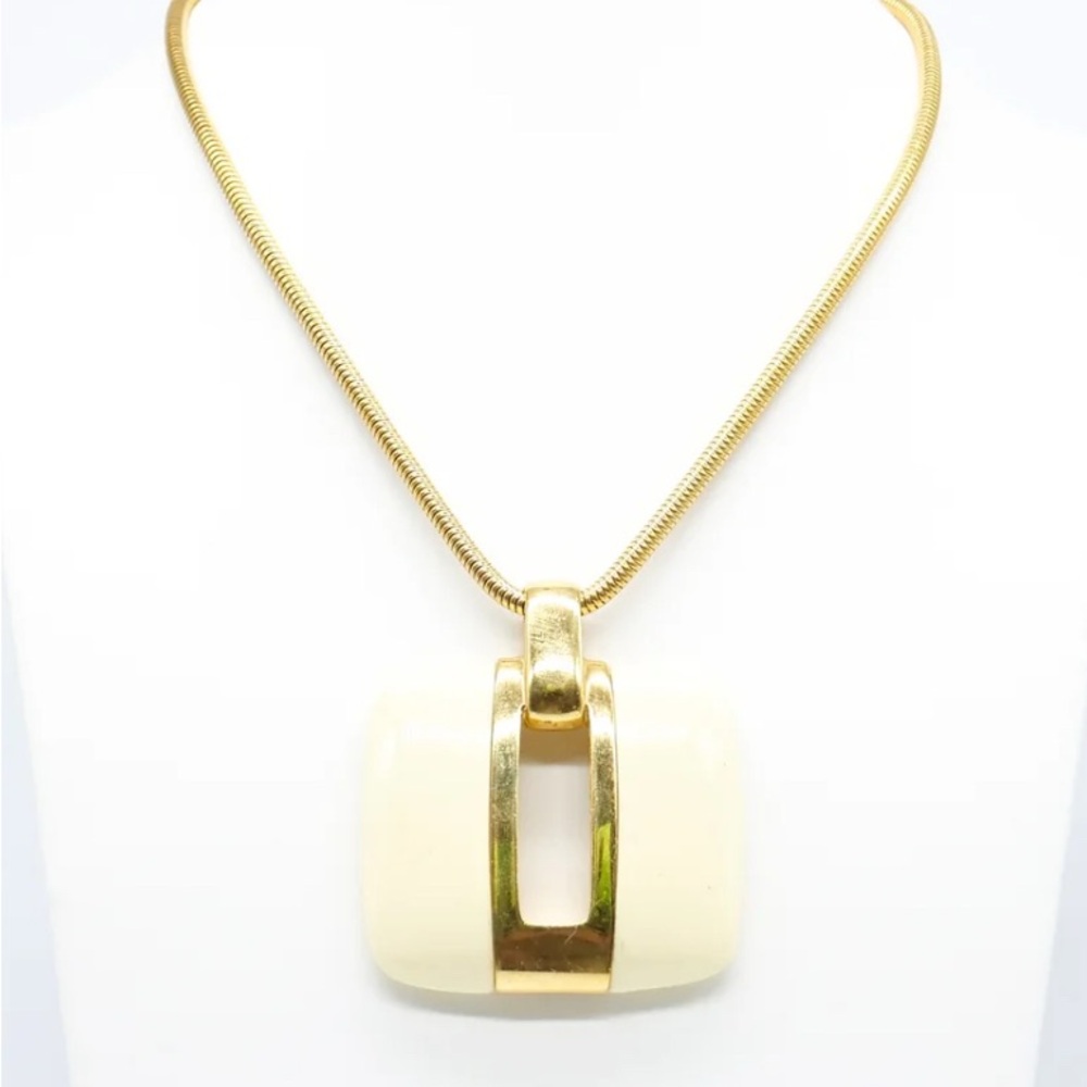 Vintage ivory LANVIN Paris pendant necklace